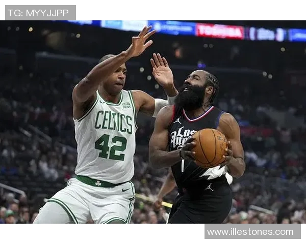 快船客场大胜凯尔特人,莱昂纳德砍下29分,巅峰状态再现